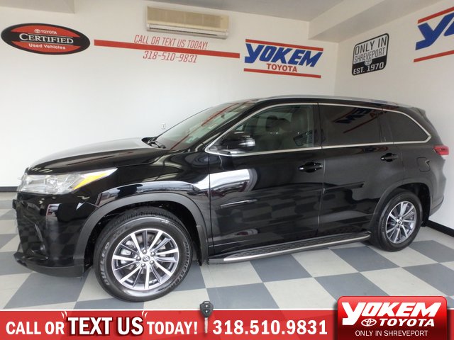 Certified Pre Owned 2017 Toyota Highlander Xle Sport Utility In Certified Pre Owned 2017 Toyota Highlander Xle
